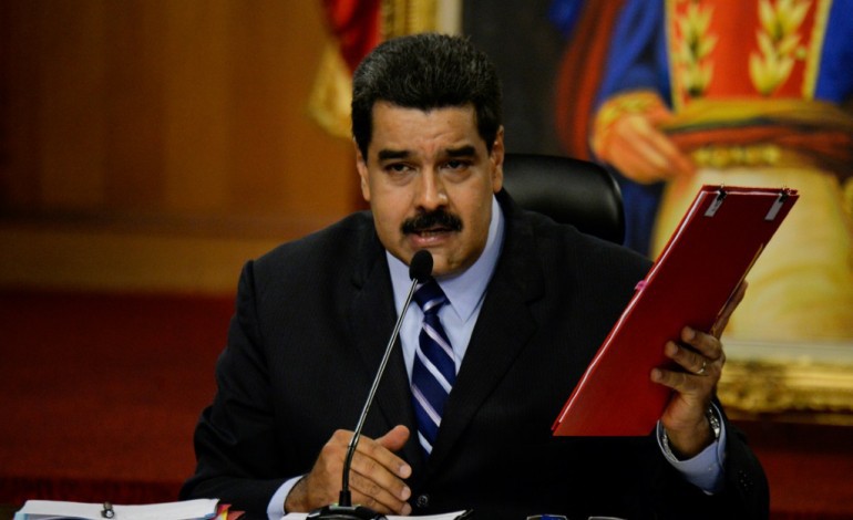 Caracas (AFP). Venezuela : le référendum n'est "pas viable", l'opposition a fraudé, selon le président Maduro