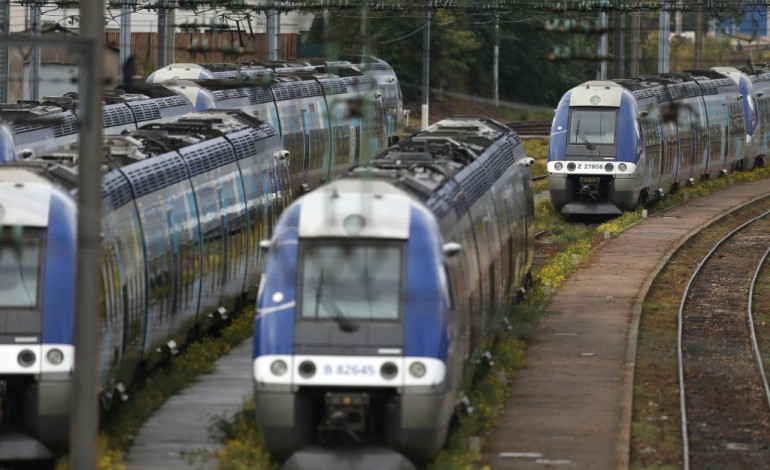 Paris (AFP). Grève SNCF: perturbations conformes aux prévisions à la reprise du service