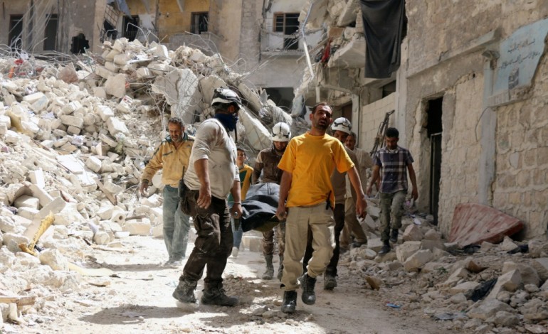 Beyrouth (AFP). Syrie: au moins 13 civils tués dans une frappe du régime