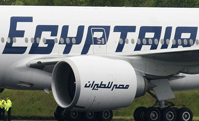 Le Caire (AFP). Avion d'EgyptAir disparu: "aucun message de détresse" selon l'armée