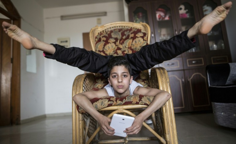 Gaza (Territoires palestiniens) (AFP). A Gaza, un petit "Spider-Man" à l'assaut du grand livre des records