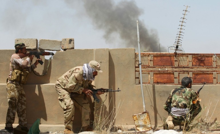 Beyrouth (AFP). En Syrie et en Irak, l'EI sur la défensive face à une double offensive