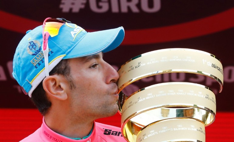 Turin (Italie) (AFP). Tour d'Italie: Nibali renversant pour gagner une 2e fois le Giro