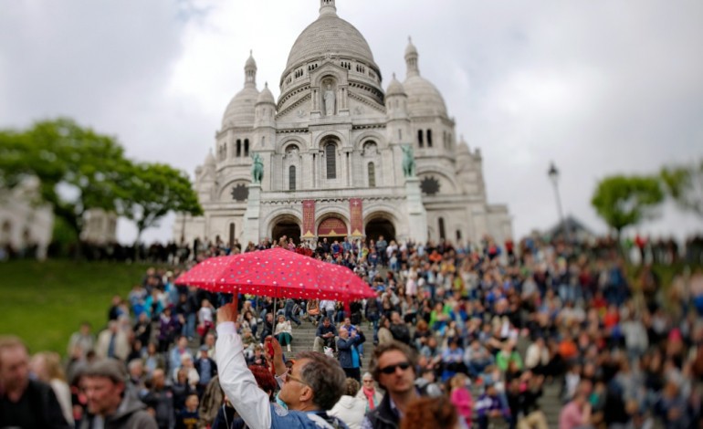 Paris (AFP). Une campagne pour faire revenir les touristes à Paris, six mois après les attentats