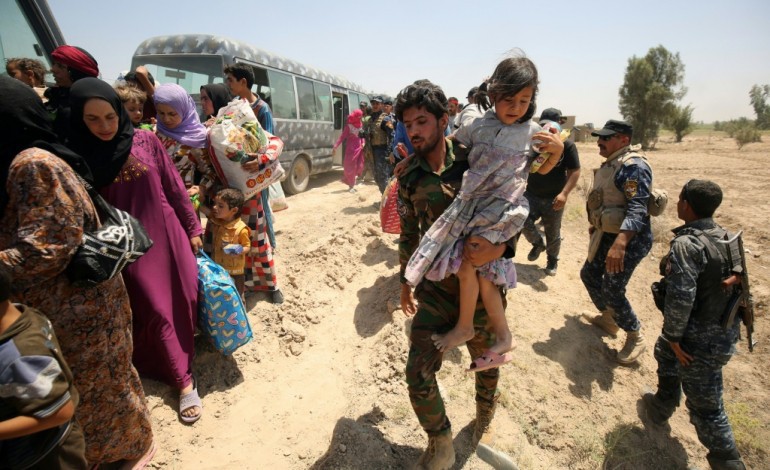 Bagdad (AFP). Irak: au moins 20.000 enfants bloqués à Fallouja sous la menace jihadiste