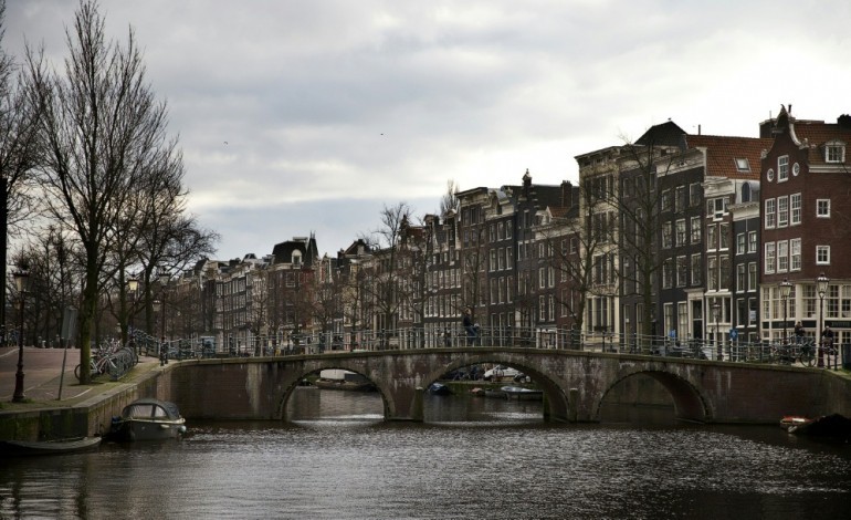 Amsterdam (AFP). Submergée par les touristes, Amsterdam veut éviter la noyade