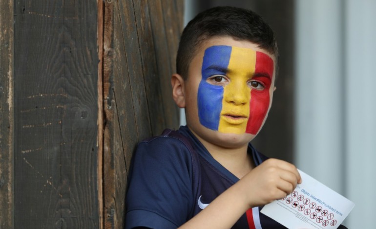 Paris (AFP). Euro-2016: les équipes s'installent en France, entre tensions sociales et menace terroriste