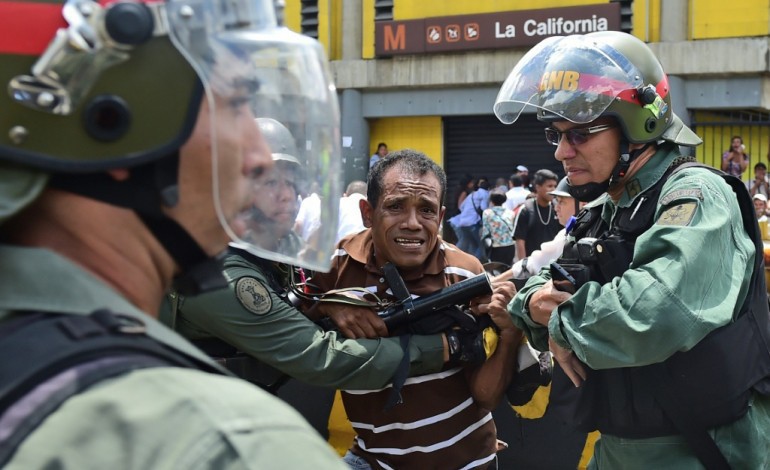Caracas (AFP). Au Venezuela, la pénurie de nourriture jette les manifestants dans la rue