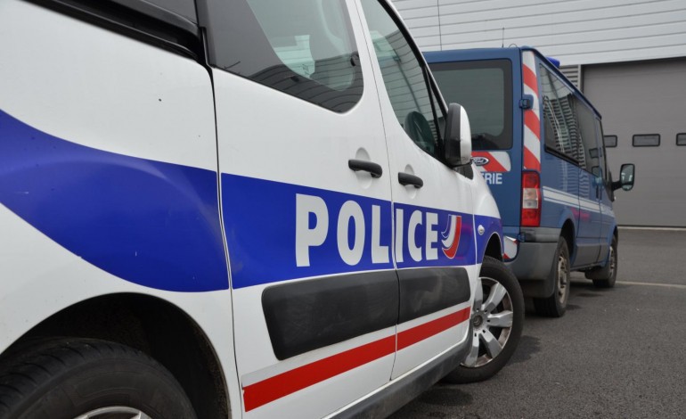 Seine-Maritime : il frappe sa compagne et menace de mort policiers et infirmières