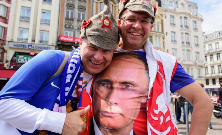 Lille (AFP). Euro: la question des hooligans russes tourne à l'incident diplomatique 