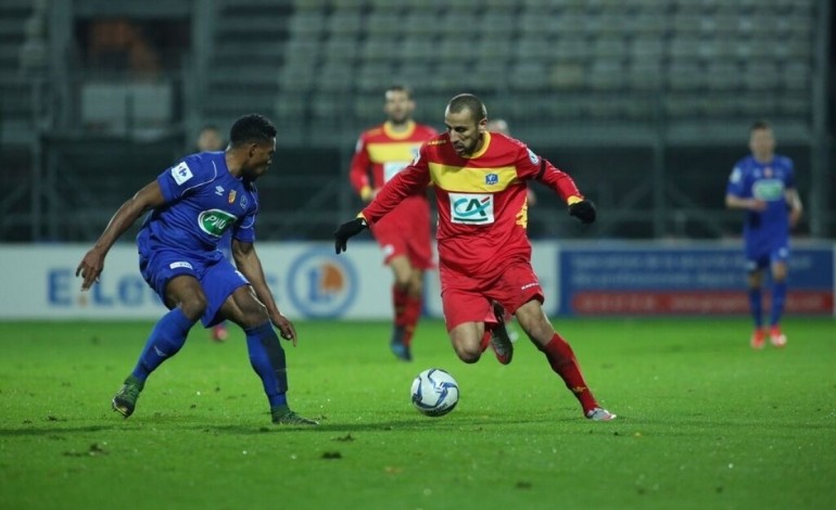 Football : l'attaquant Medhy Guezoui prolonge à Quevilly Rouen Métropole