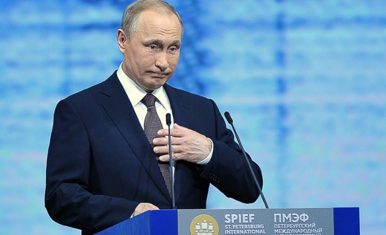 Saint-Pétersbourg (AFP). Poutine fait un pas vers les Européens après deux ans de sanctions
