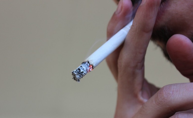 Envie pressante de fumer, à Rouen, ils forcent une Twingo pour voler du tabac