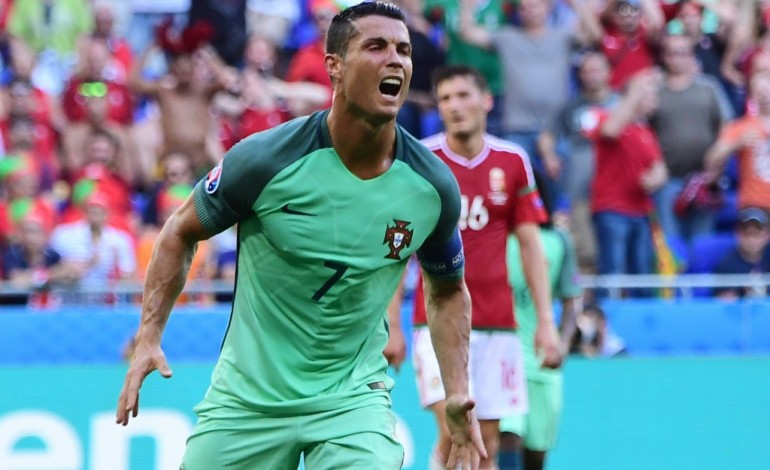 Lyon (AFP). Euro-2016: le Portugal en 8e avec un doublé de Ronaldo