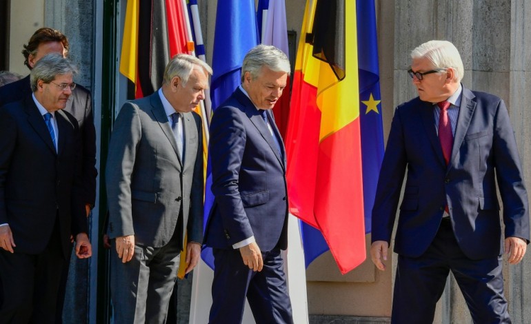 Berlin (AFP). Les pays fondateurs de l'UE veulent que Londres engage sa sortie au plus vite 