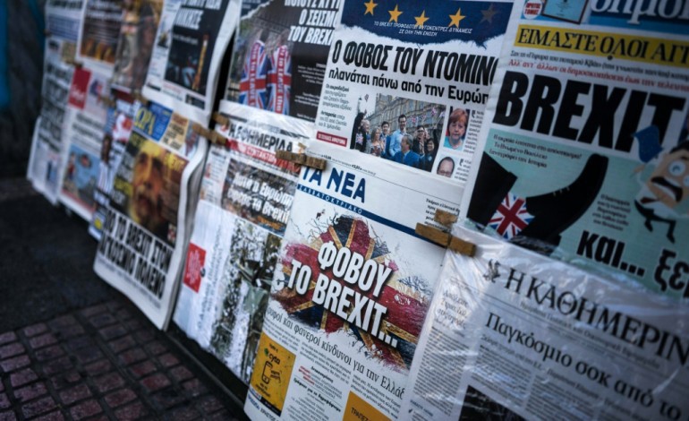 Paris (AFP). Brexit: assommée, la presse européenne évoque un deuil