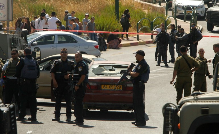 Jérusalem (AFP). Cisjordanie: deux blessés graves dans une attaque dans une colonie 