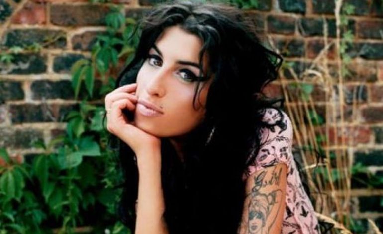 Amy Winehouse retrouvée morte à son domicile!