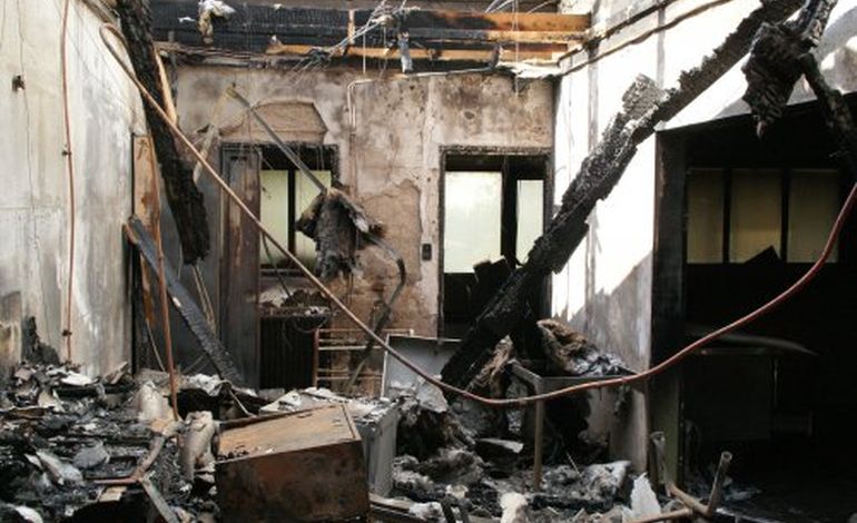 Un pavillon du centre Jean Itard ravagé par les flammes à La Glacerie