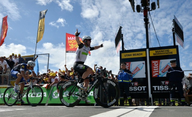 Utah Beach (France) (AFP). Tour de France: Cavendish remporte la 1e étape et endosse le maillot jaune