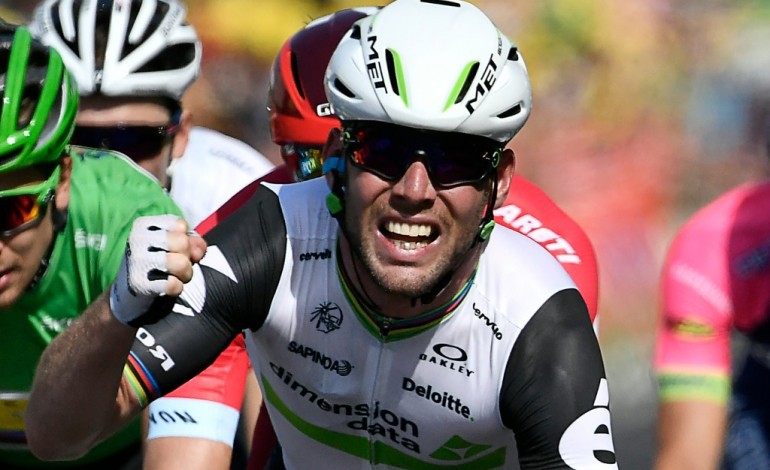 Montauban (AFP). Tour de France: Cavendish remporte la 6e étape, Van Avermaet reste en jaune