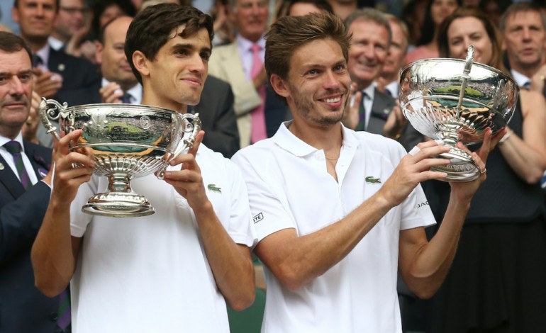 Wimbledon (Royaume-Uni) (AFP). Wimbledon: le rêve devient réalité pour Mahut, lauréat du double avec Herbert