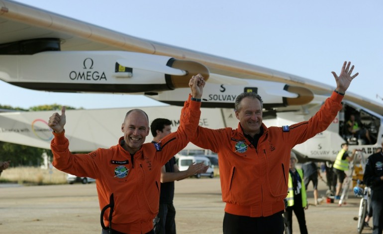 Séville (Espagne) (AFP). Solar Impulse 2 entame l'avant-dernière étape de son tour du monde