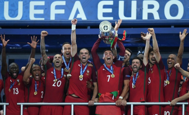 Lisbonne (AFP). Euro-2016: Ronaldo et les siens attendus au Portugal en héros