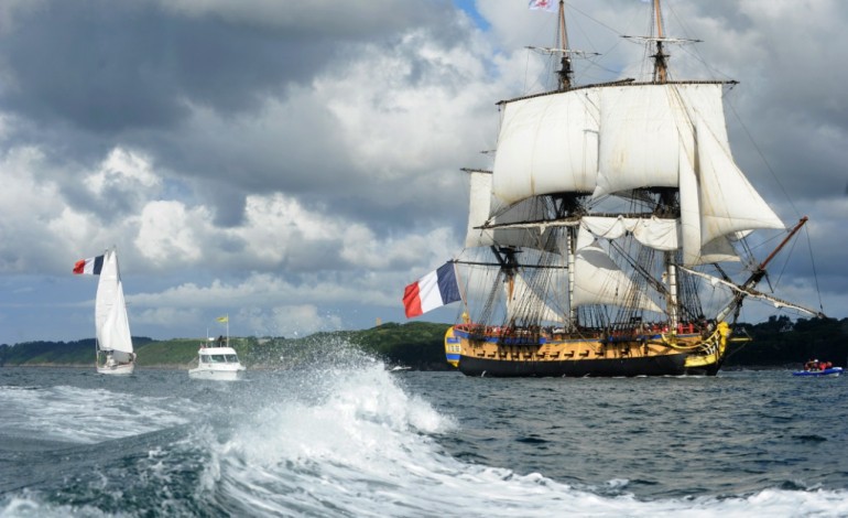 Brest (AFP). L'Hermione ouvre la 7e édition des Fêtes maritimes internationales de Brest