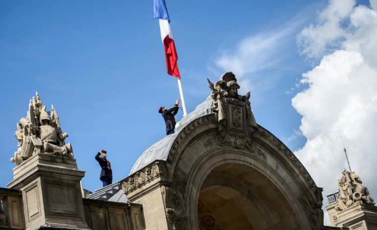 Paris (AFP). La France assure-t-elle suffisamment sa sécurité ?