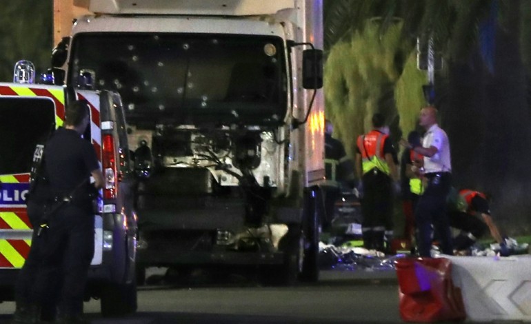 Paris (AFP). Attentat de Nice: deux nouvelles interpellations, un homme et une femme