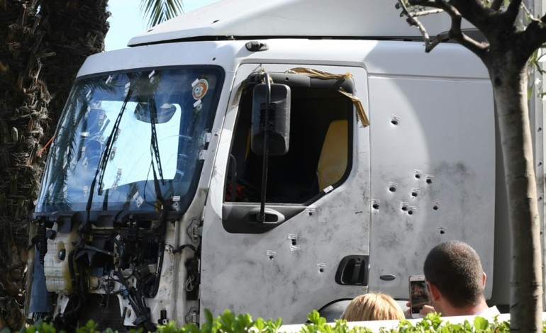 Nice (AFP). Attentat de Nice: la "neutralisation" du tueur racontée par un policier