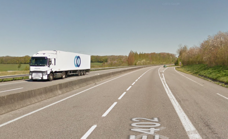 Au nord de Rouen, un poids lourd couché, l'A28 vient de rouvrir
