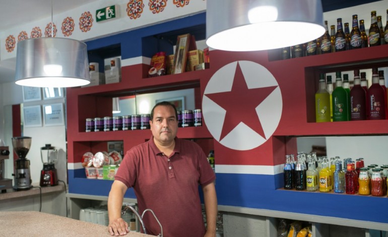 Tarragone (Espagne) (AFP). Le "Pyongyang Café", allié de la Corée du Nord sur la côte espagnole