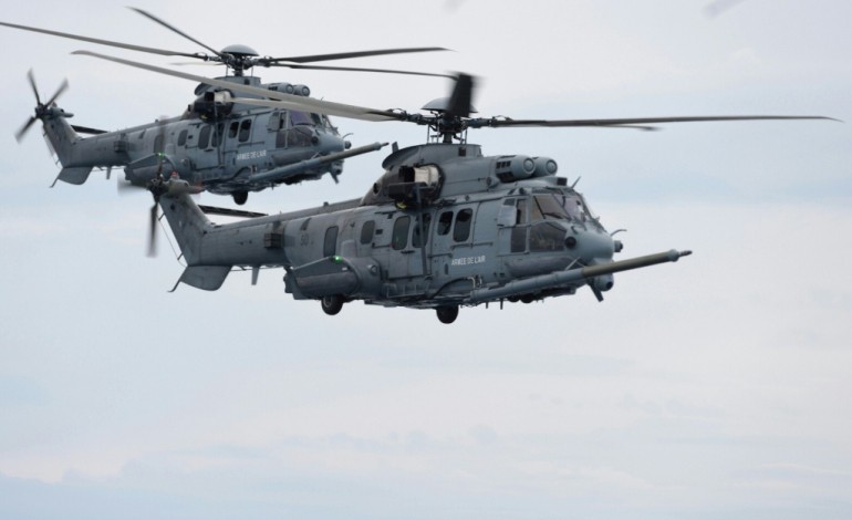Paris (AFP). Le Koweït achète 30 hélicoptères français Caracal pour 1 milliard d'euros 
