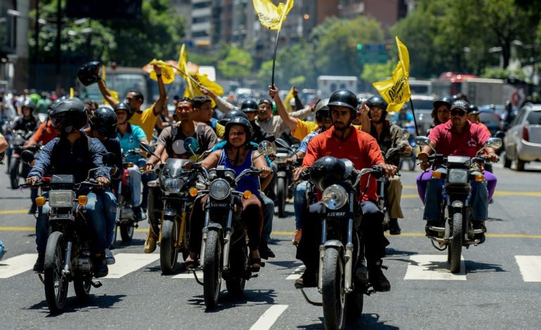 Caracas (AFP). Venezuela: un référendum anti-Maduro peu probable en 2016