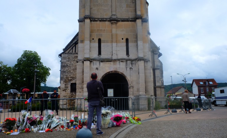Attentat de Saint-Etienne-du-Rouvray : un homme en garde à vue