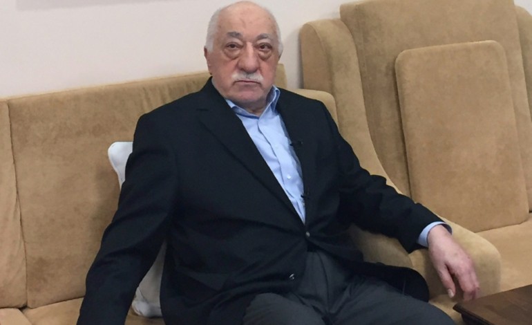 Paris (AFP). Putsch en Turquie: Gülen demande une "enquête internationale"