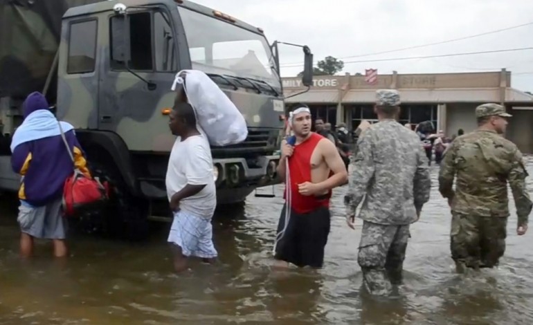 Washington (AFP). USA: plus de 20.000 personnes secourues lors d'inondations en Louisiane