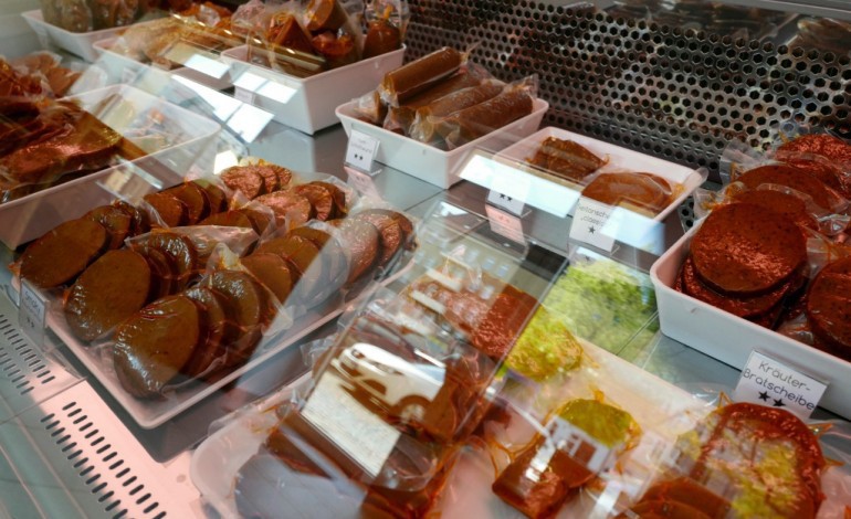 Berlin (AFP). Berlin se décline en vegan avec fast-food, boucherie, glacier...