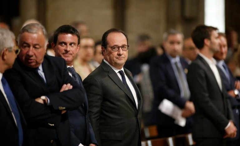 Paris (AFP). Hollande rencontre le pape trois semaines après l'assassinat du père Hamel