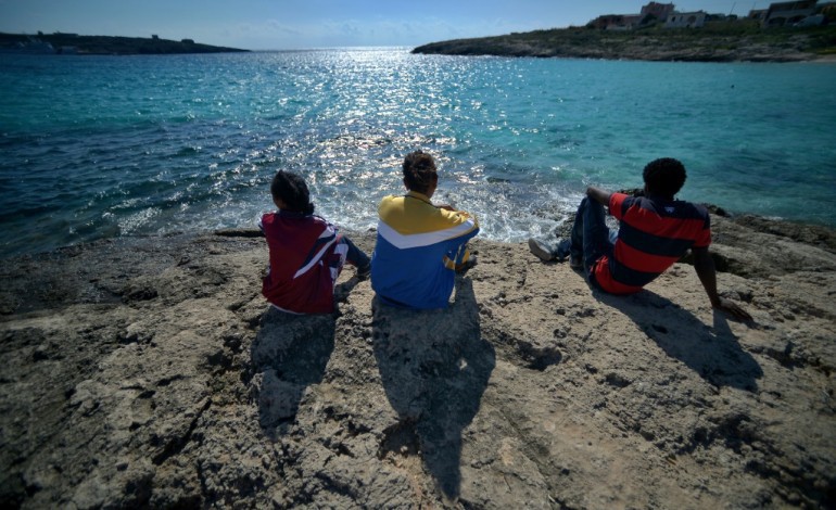 Rome (AFP). Migrants: l'Italie se mobilise pour sauver le frère du "petit héros de Lampedusa"