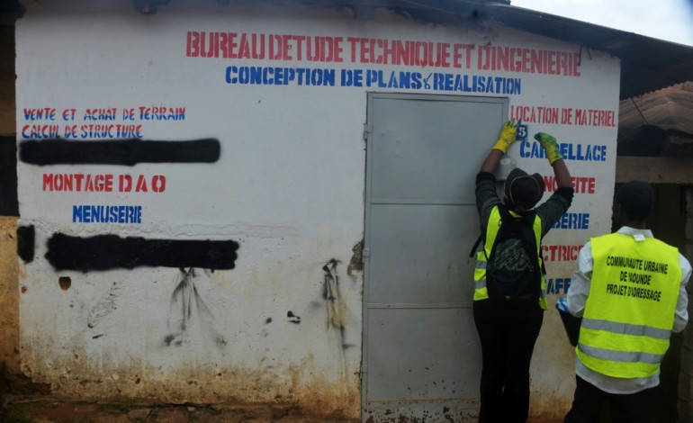 Yaoundé (AFP). "Après la vendeuse de rideaux...": s'orienter, le casse-tête à résoudre dans certains pays d'Afrique