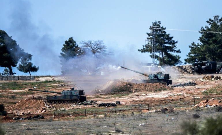 Ankara (AFP). La Turquie intensifie ses bombardements contre l'EI 