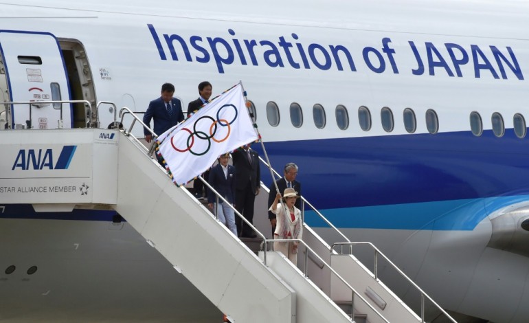 Tokyo (AFP). JO-2020: le drapeau olympique de retour à Tokyo après un demi-siècle