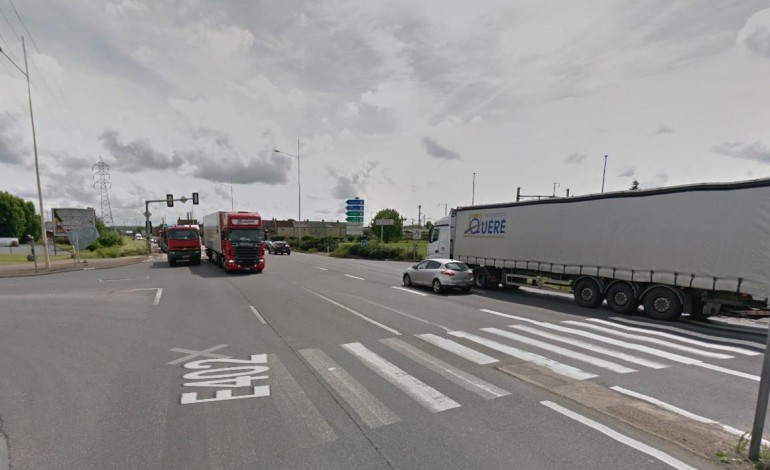 Près de Rouen, un adolescent percuté de plein fouet par un camion décède