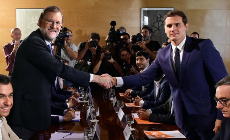 Madrid (AFP). Espagne: Rajoy s'assure du soutien des libéraux
