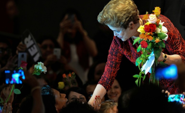 Brasilia (AFP). Brésil: intervention de la dernière chance pour Dilma Rousseff