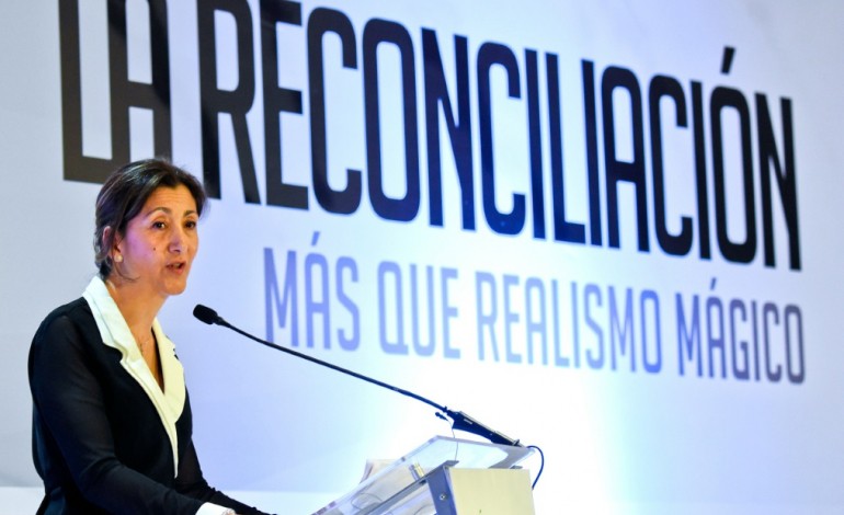 Bogota (AFP). Ingrid Betancourt: "il faut que le oui l'emporte" au référendum sur la paix