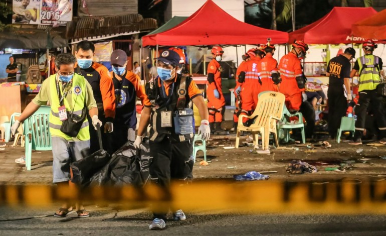 Davao (Philippines) (AFP). Philippines: 14 morts dans un attentat à Davao, ville du président